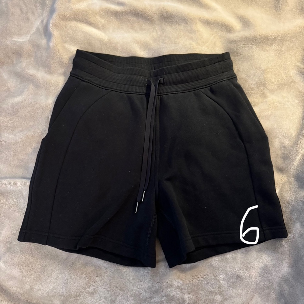 Lululemon Scuba shorts